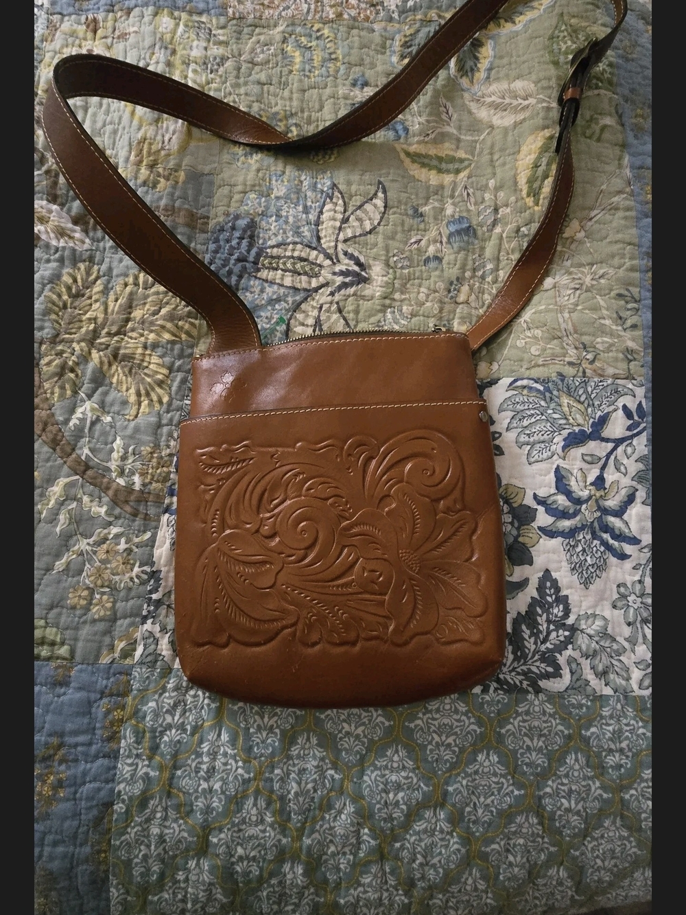 Patricia Nash Women's Tan Embossed Leather Crossbody Bag